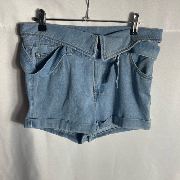 Forever 21 Denim Crossover Belted High Waist Shorts Medium Blue Jean Fold Hem - Picture 1 of 9